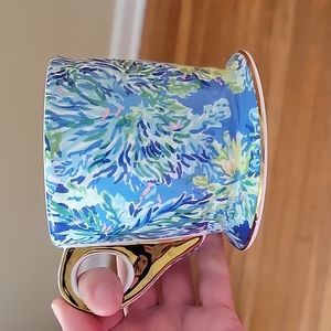 EUC Lilly Pulitzer ceramic mug (blue/green)